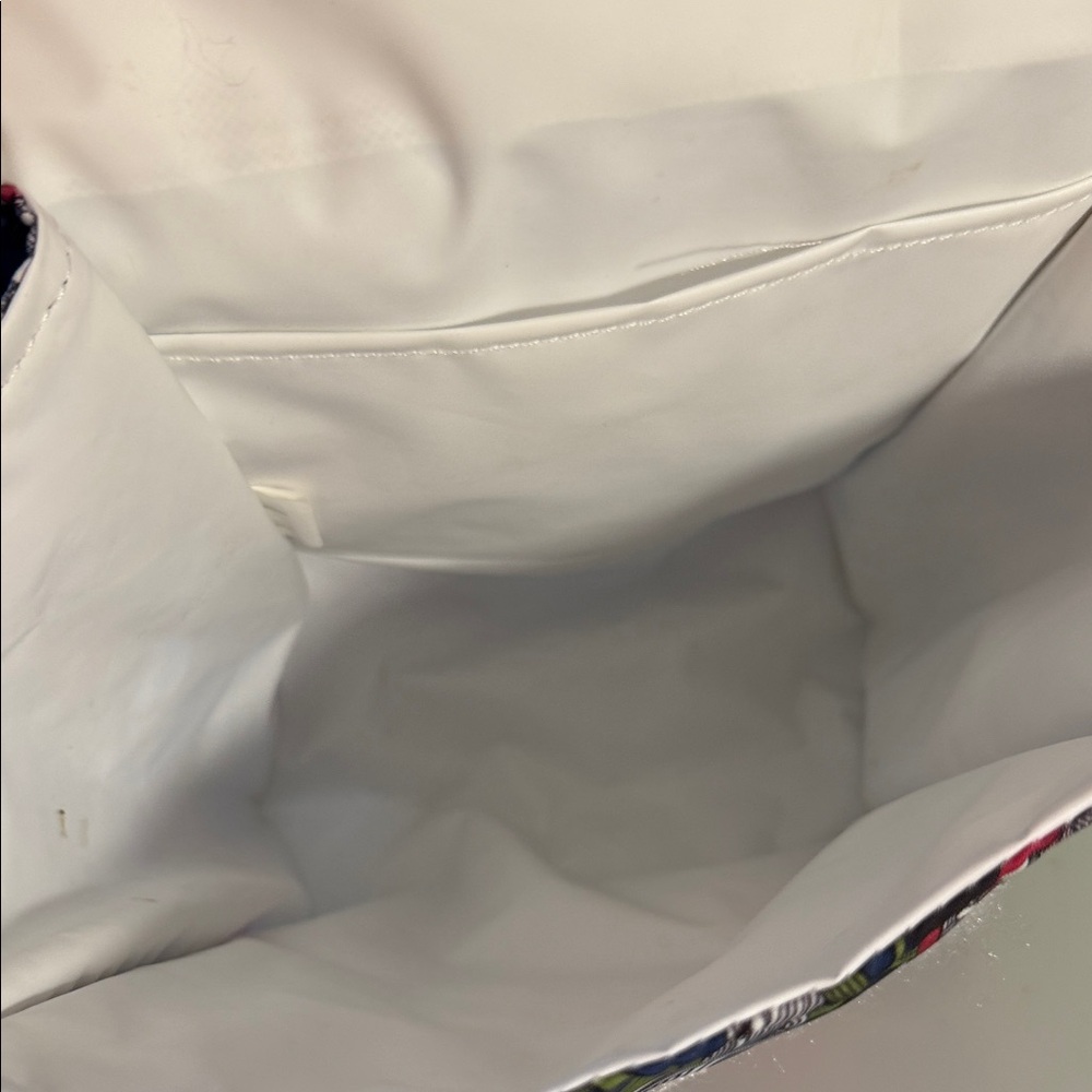 Sakroots Multicolor Bird and Floral Lunch tote - Picture 3 of 7